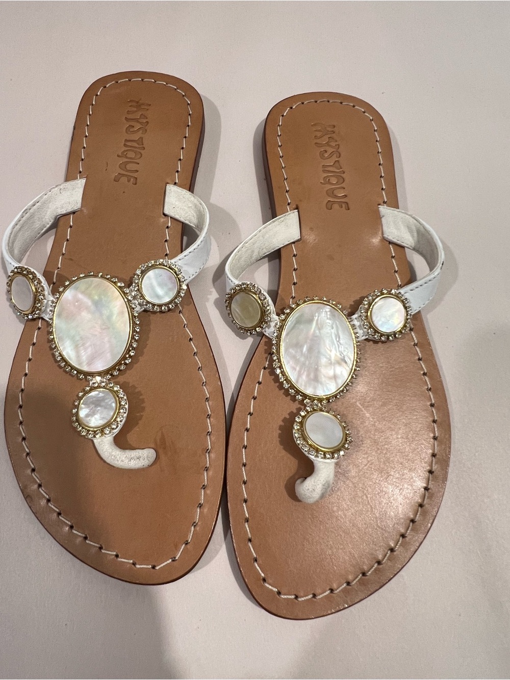 Mystique Boutique White Mother-of-Pearl T-Strap Sandals sz 6